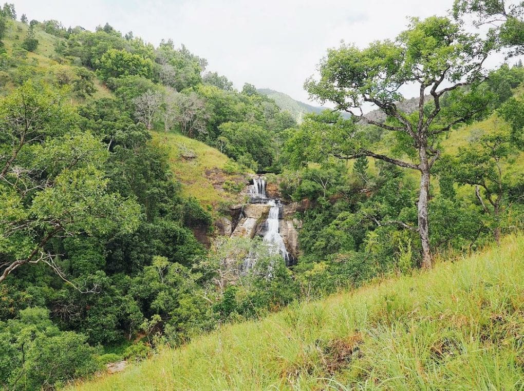diyaluma waterfall