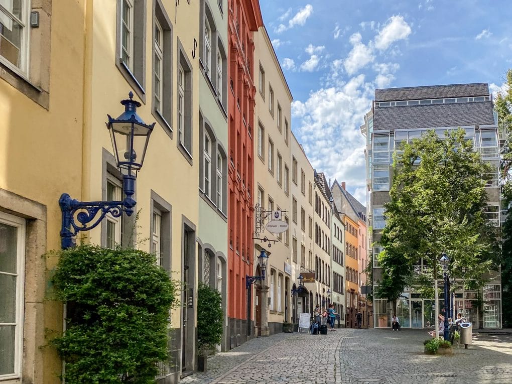 Cologne Altstadt cobblestone streets